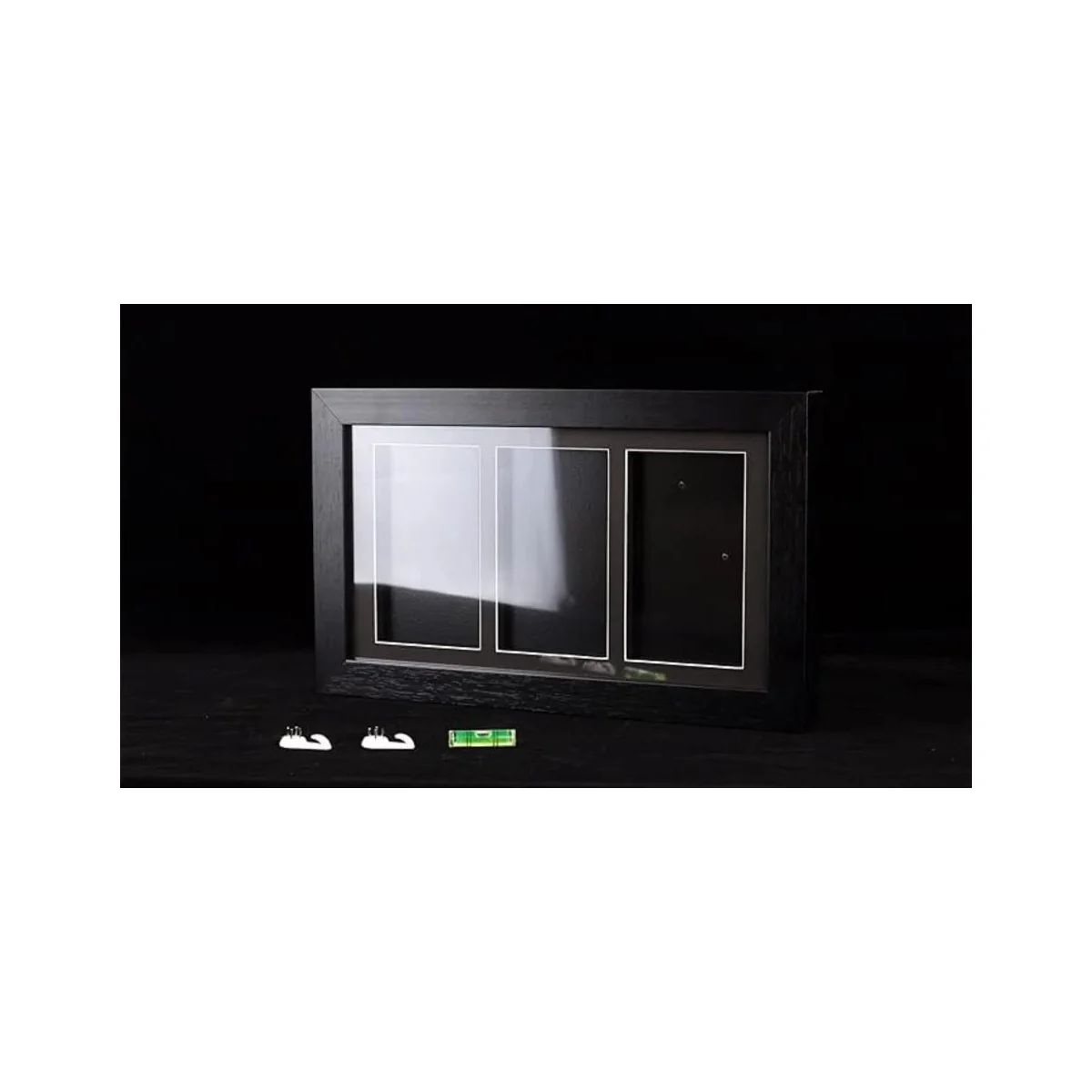 EVORETRO - Display Case for 3 Cards In Magnetic Case 1pc 